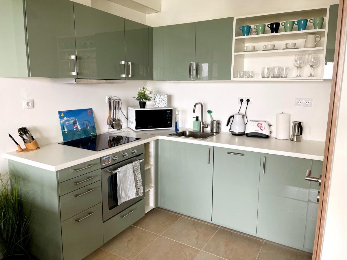 Vízpart Honvéd Apartman Balatonlelle Exterior foto