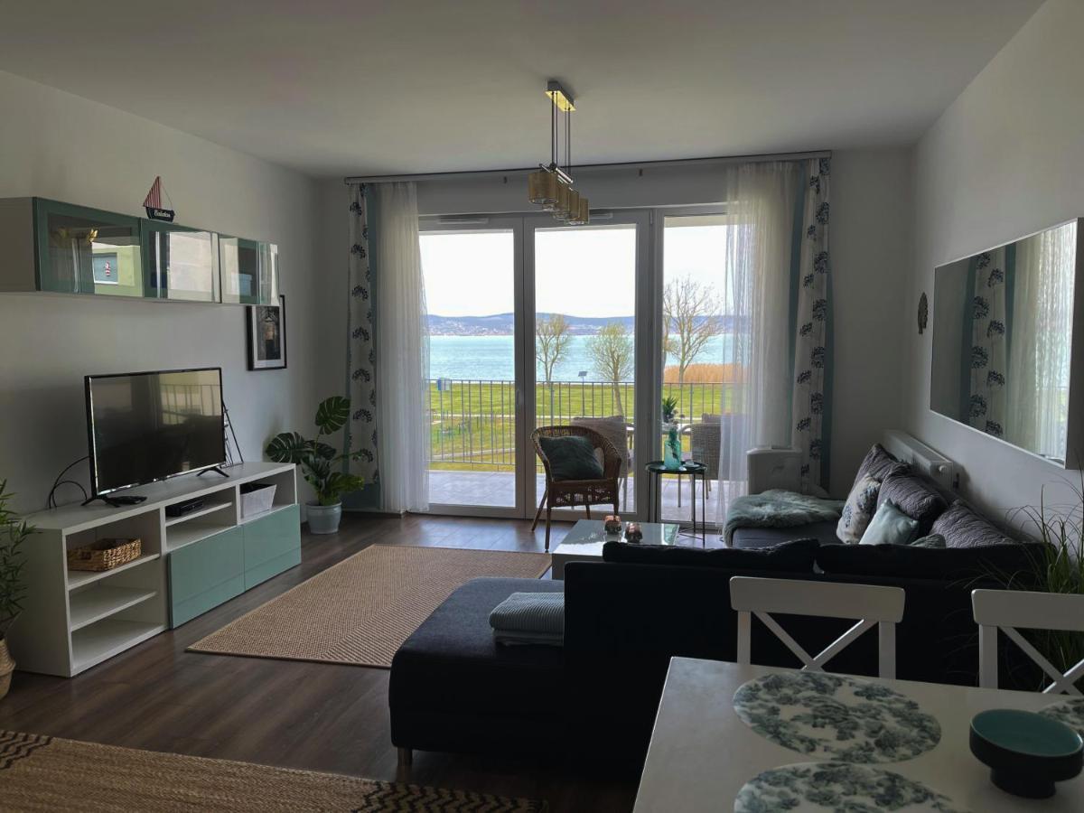 Vízpart Honvéd Apartman Balatonlelle Exterior foto